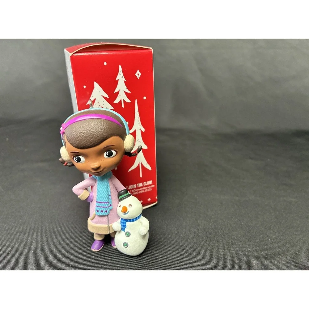 2015 Hallmark Keepsake Doc McStuffins & Chilly Disney Ornament QXD6139